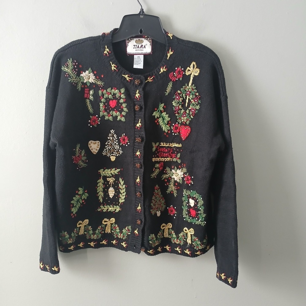 Tiara Petites Women's Size‎ Medium Knit Sweater Vintage Embroidered Christmas